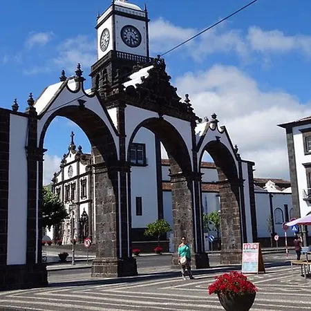 Azores - Ana's Place Sao Pedro (Sao Miguel)