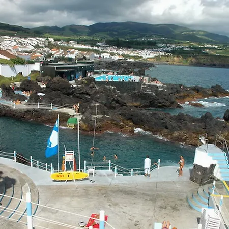 Azores - Ana's Place ゲストハウス